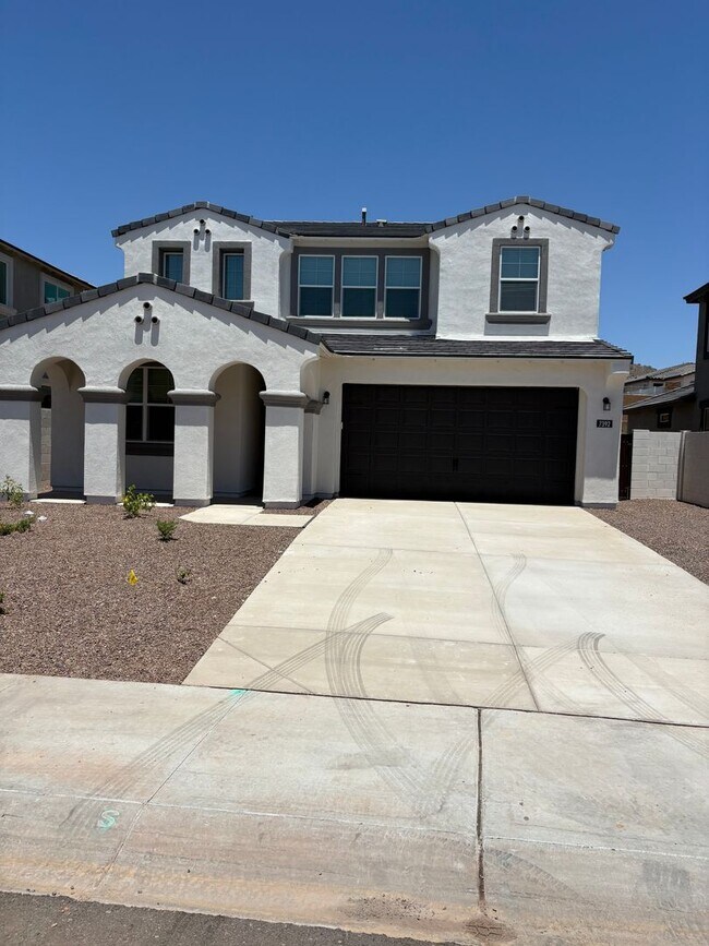 7392 W Buckhorn Trail Peoria, AZ 85383 photo 2