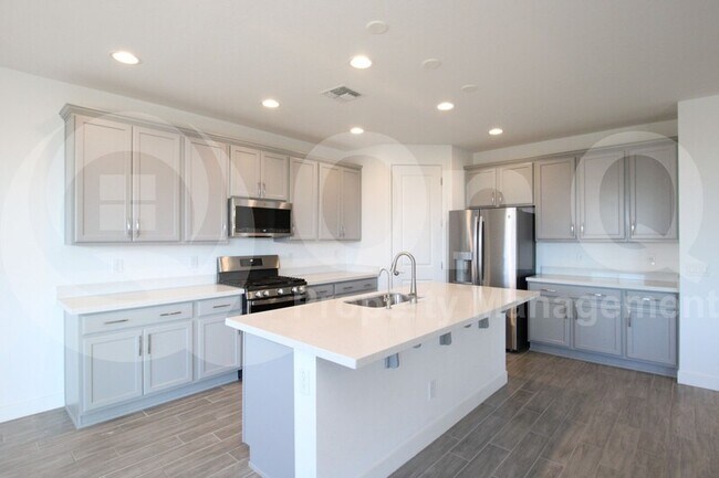 11818 S 54th Ln Phoenix, AZ 85339 photo 2
