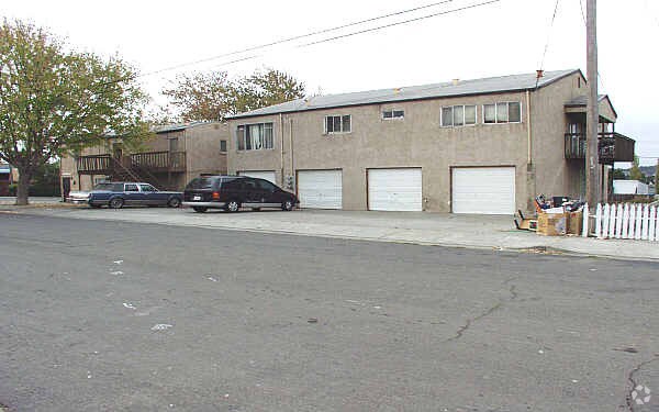 133-141 Chase St Vallejo, CA 94590 photo 2