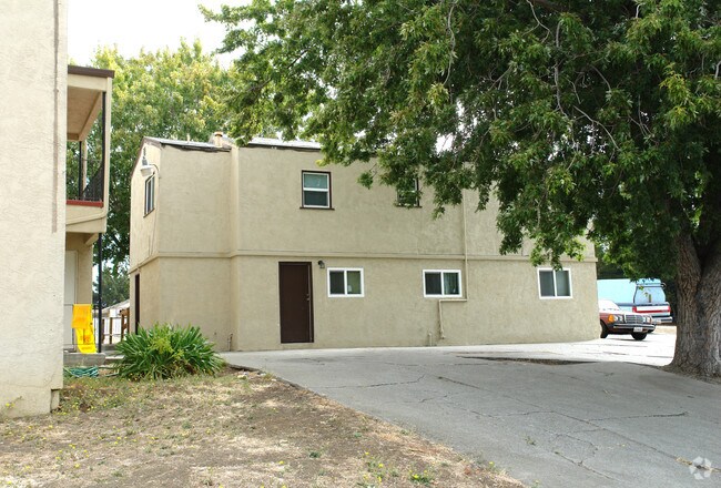 133-141 Chase St Vallejo, CA 94590 photo 3