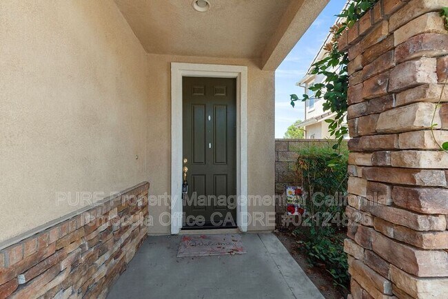 35857 Gatineau St Murrieta, CA 92563 photo 3