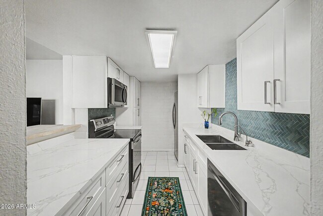 4170 N 81st St Scottsdale, AZ 85251 photo 3