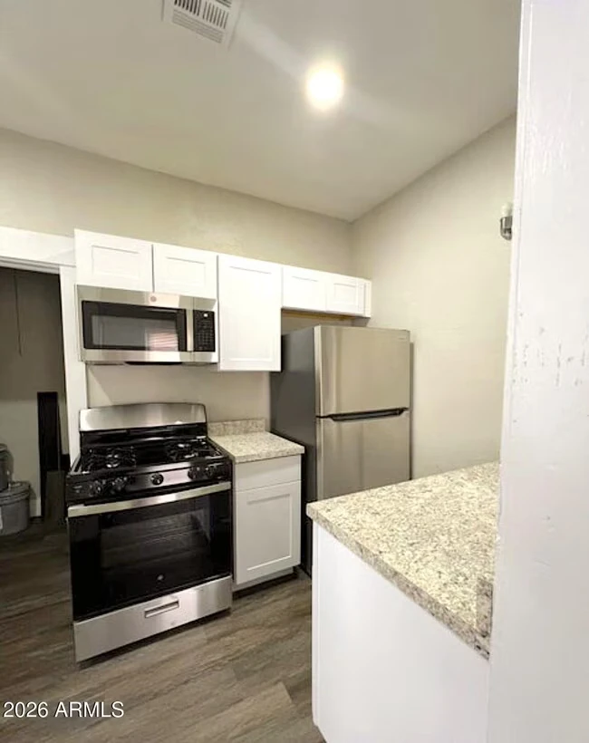 2032 W Adams St Phoenix, AZ 85009 photo 4
