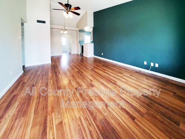 4448 E Fremont St Phoenix, AZ 85042 photo 3