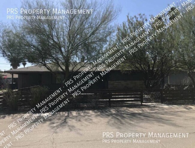 603 E Solana Dr photo 2