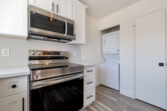 10115 E Mountain View Rd Scottsdale, AZ 85258 photo 2