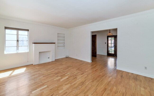315 W Virginia Ave Phoenix, AZ 85003 photo 3