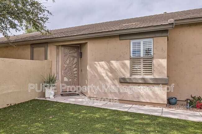 8714 N 58th Ln Glendale, AZ 85302 photo 3