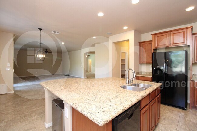 4643 S Pearl Dr Chandler, AZ 85249 photo 5