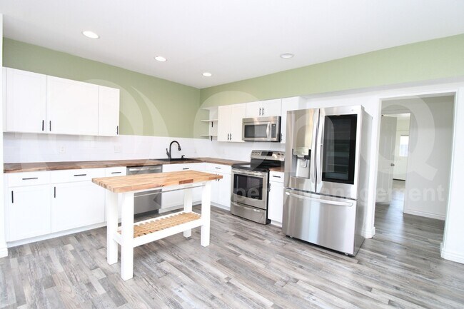 1729 W Fairmount Ave Phoenix, AZ 85015 photo 2