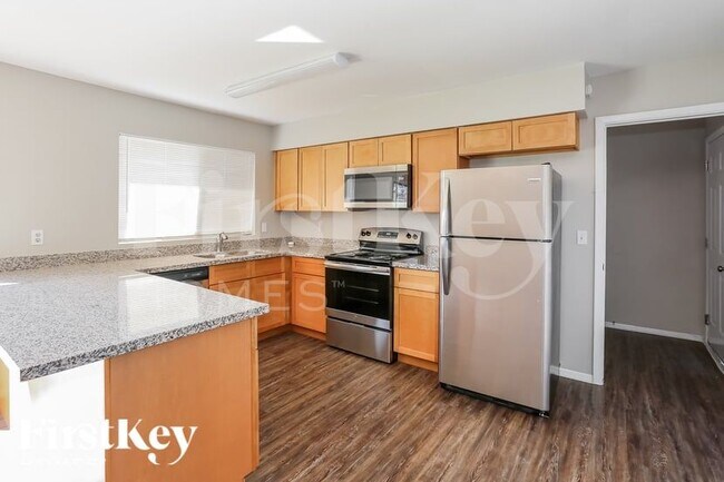 6935 W Palo Verde Ave Peoria, AZ 85345 photo 5