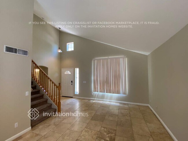 764 W La Pryor Ln Gilbert, AZ 85233 photo 3