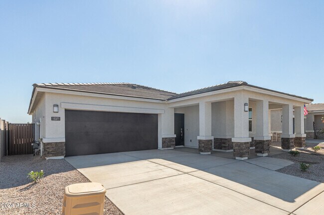 15371 W Smoketree Dr Surprise, AZ 85387 photo 4