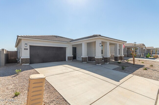 15371 W Smoketree Dr Surprise, AZ 85387 photo 3