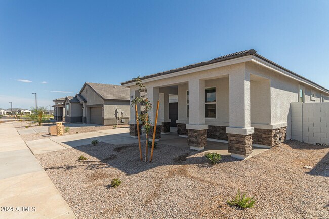 15371 W Smoketree Dr Surprise, AZ 85387 photo 5