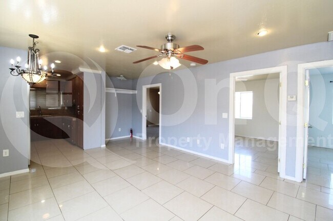 4222 S 13th St Phoenix, AZ 85040 photo 5