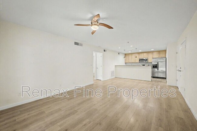 4704 E Paradise Village Pkwy N Phoenix, AZ 85032 photo 3