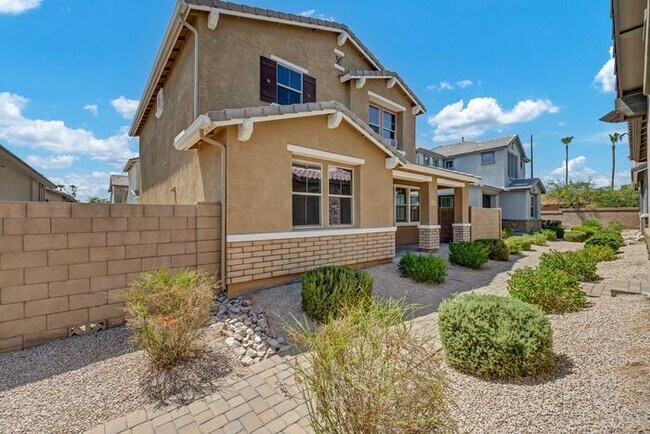 5662 E Butte St Mesa, AZ 85205 photo 2