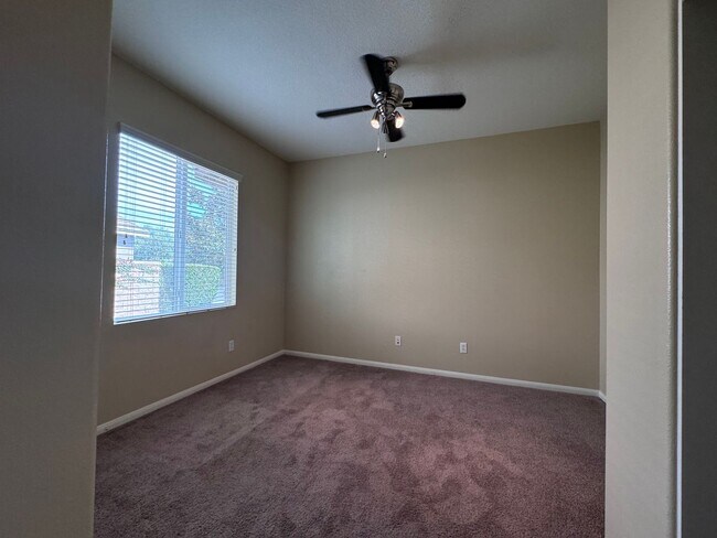 30614 Gray Wolf Way Murrieta, CA 92563 photo 5