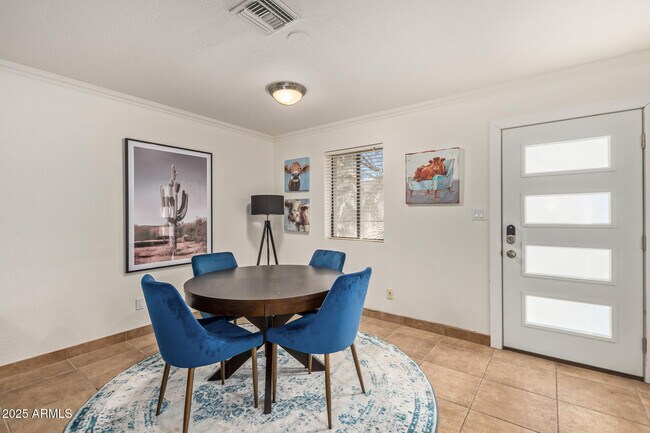 10069 E Paradise Dr Scottsdale, AZ 85260 photo 5