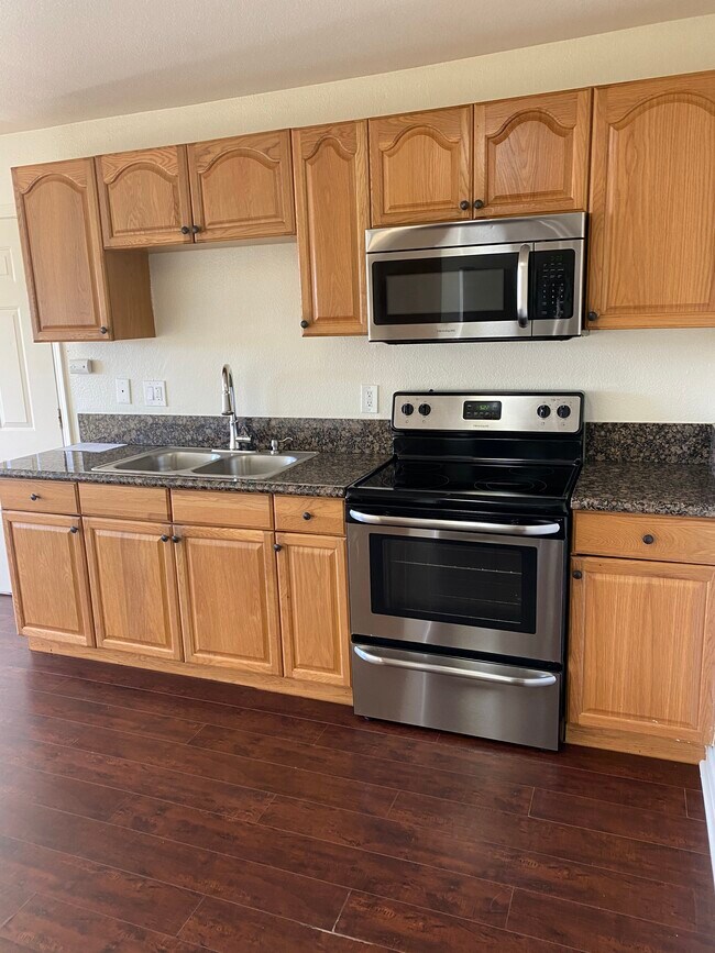 3060 B St San Diego, CA 92102 photo 5