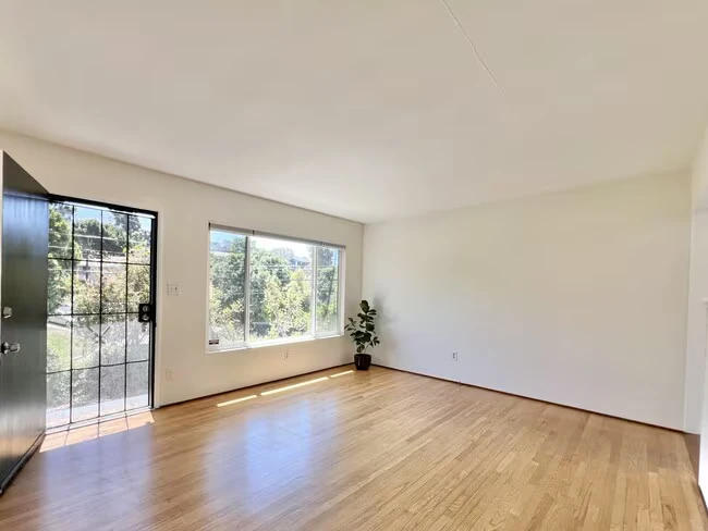 604 Pennsylvania Ave San Diego, CA 92103 photo 5