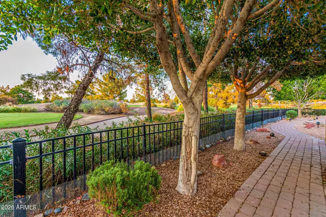 3341 E Fremont Rd Phoenix, AZ 85042 photo 2