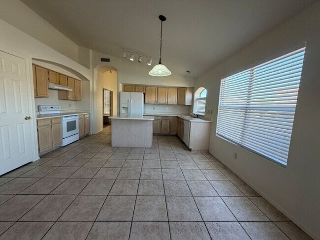 15435 S 44th Way Phoenix, AZ 85044 photo 5