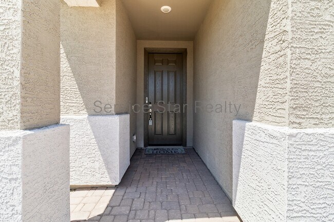 1304 S 223rd Ln Buckeye, AZ 85326 photo 3