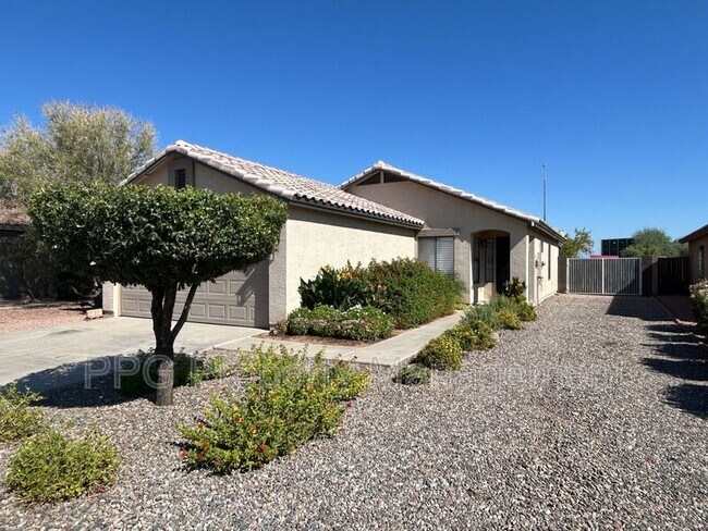 14938 W Caribbean Ln Surprise, AZ 85379 photo 2