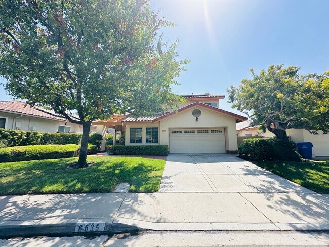 6635 Soaring Dr San Diego, CA 92119 photo 2