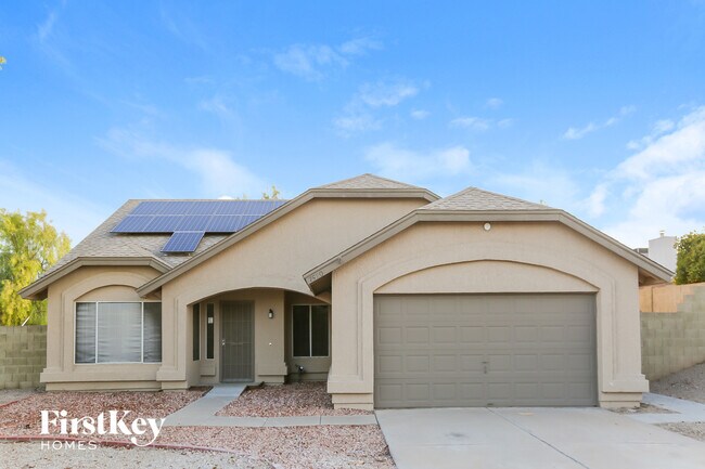 7520 W San Juan Ave Glendale, AZ 85303