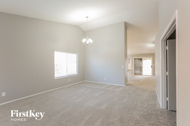 7520 W San Juan Ave Glendale, AZ 85303 photo 5