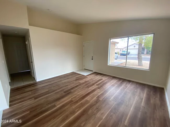 10849 W Monterosa St Phoenix, AZ 85037 photo 5