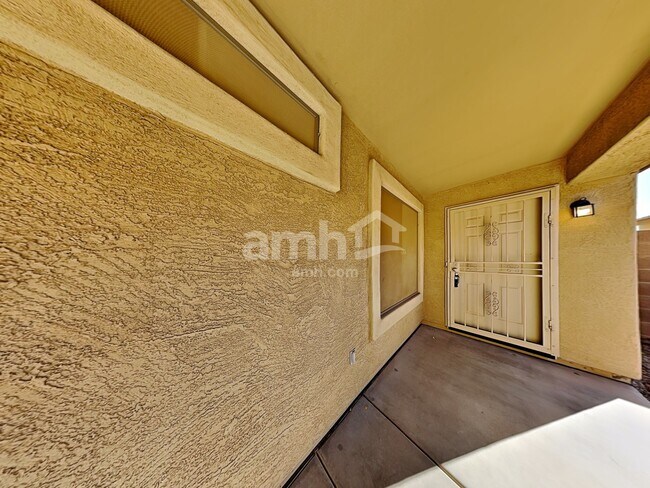3211 W Saint Kateri Dr photo 4
