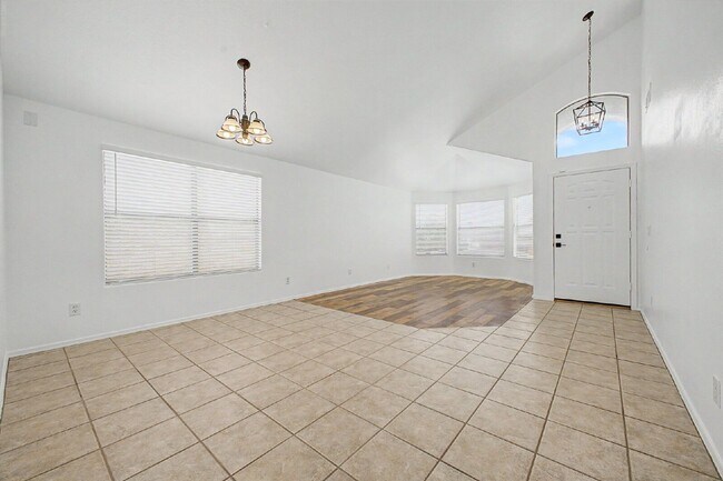12570 Desert Flower Rd Avondale, AZ 85392 photo 5