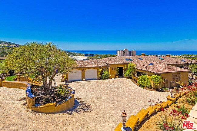 2624 Costebelle Dr San Diego, CA 92037 photo 2