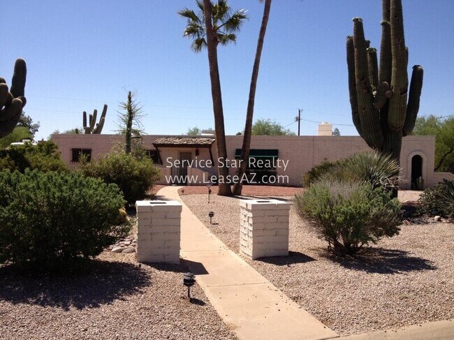 7117 E Jenan Dr Scottsdale, AZ 85254 photo 2
