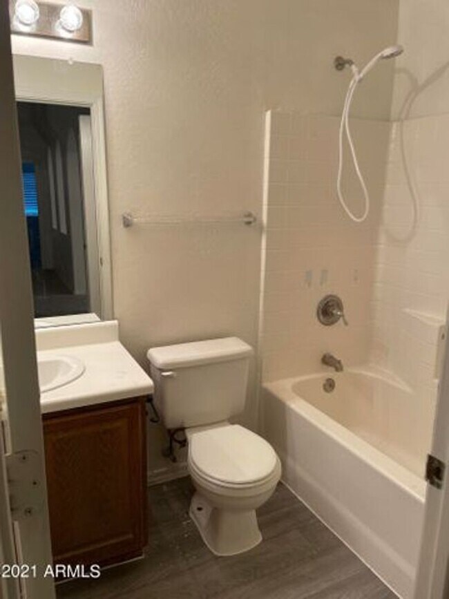 2493 E Jasper Dr Gilbert, AZ 85296 photo 3