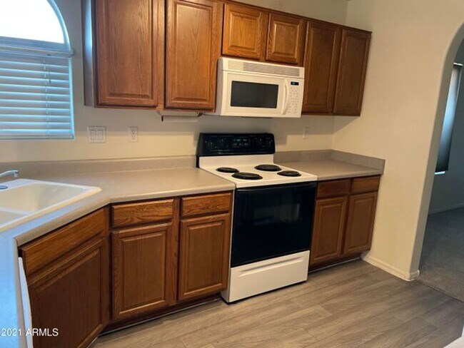 2493 E Jasper Dr Gilbert, AZ 85296 photo 2