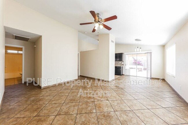 3514 W Fallen Leaf Ln Glendale, AZ 85310 photo 3