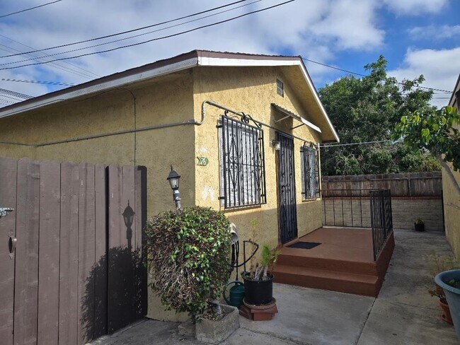 3576 Grim Ave San Diego, CA 92104