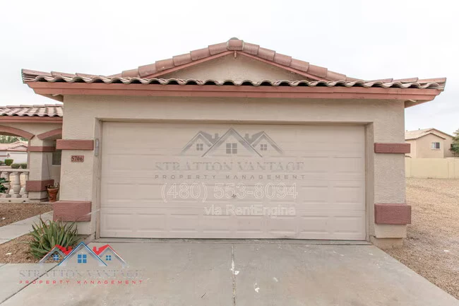 5706 N 74th Dr Glendale, AZ 85303 photo 4