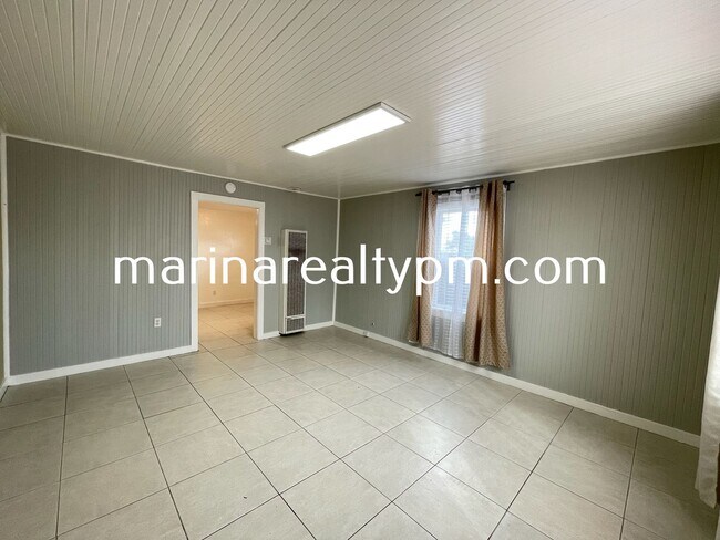 426 Springs Rd Vallejo, CA 94590 photo 2