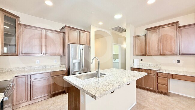 29997 N 70th Dr Peoria, AZ 85383 photo 5