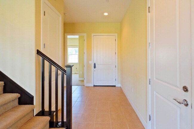 6536 Terrace Ridge Court, Dublin, CA 94568 photo 5