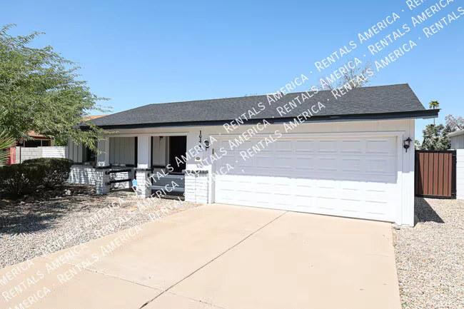 1944 East Richards Drive, Tempe, AZ 85282 photo 2