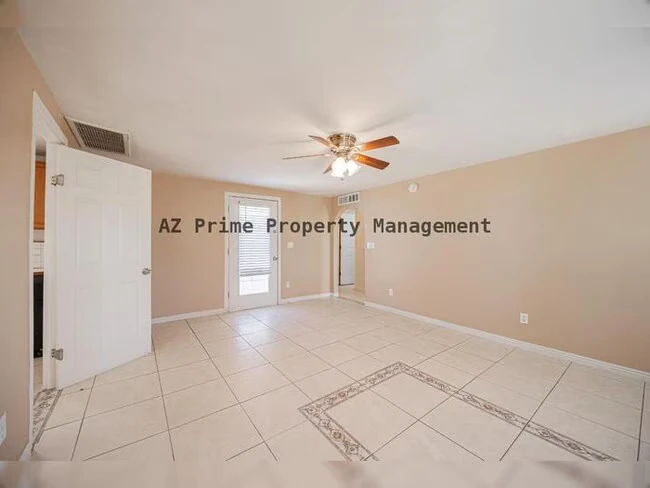 2830 E Sheridan St Phoenix, AZ 85008 photo 5