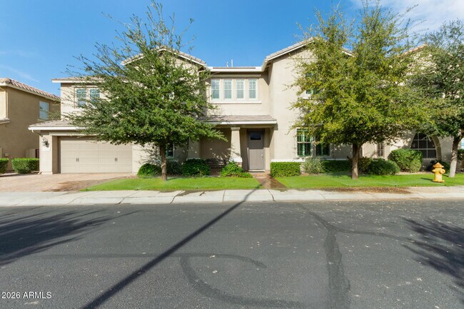 4322 S Gardenia Dr photo 2