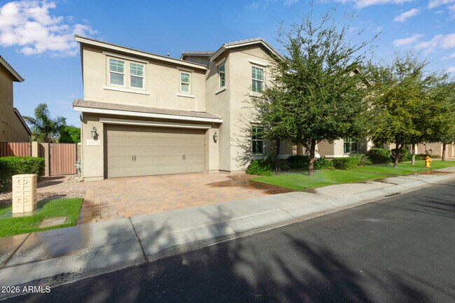 4322 S Gardenia Dr photo 4